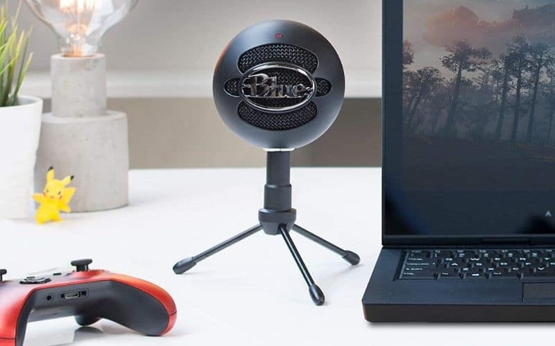 Blue Snowball vs Snowball Ice: Which is the Better Microphone?
