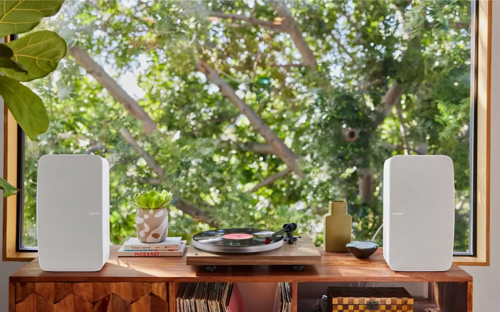 Sonos five lifestyle